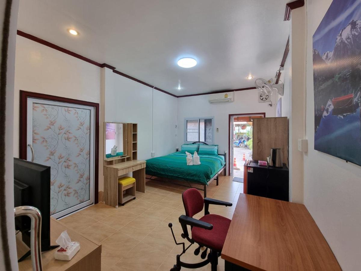 Baan Sabaijai Resort That Phanom Ngoại thất bức ảnh
