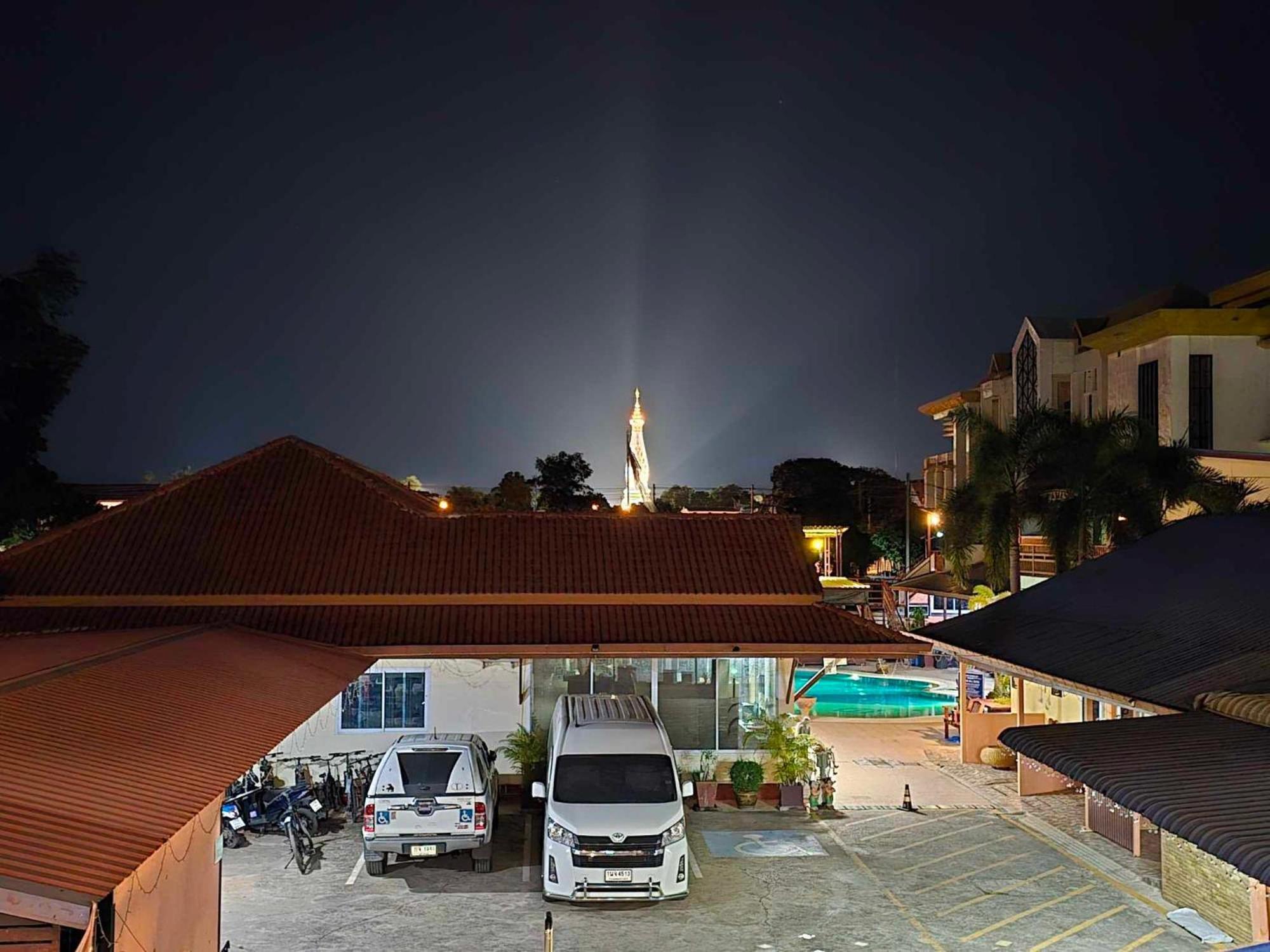 Baan Sabaijai Resort That Phanom Ngoại thất bức ảnh